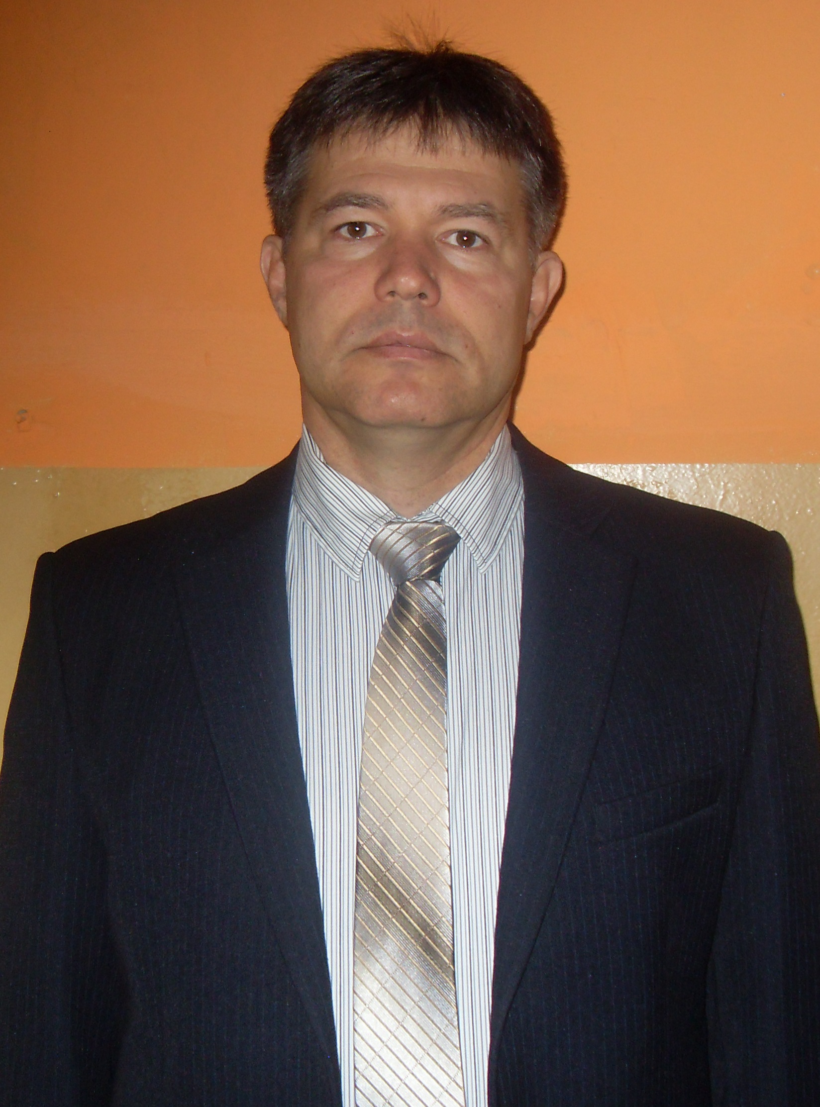 Петров Сергей Викторович.