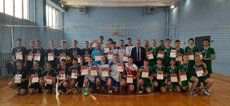 Призёры областной Спартакиады по волейболу среди юношей..